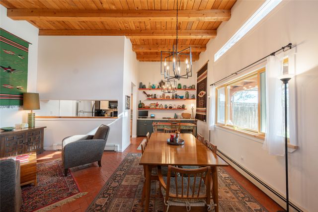 2209 Paseo De Los Chamisos, Santa Fe, NM 87505