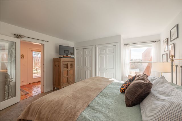 2209 Paseo De Los Chamisos, Santa Fe, NM 87505