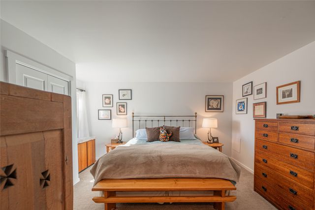 2209 Paseo De Los Chamisos, Santa Fe, NM 87505