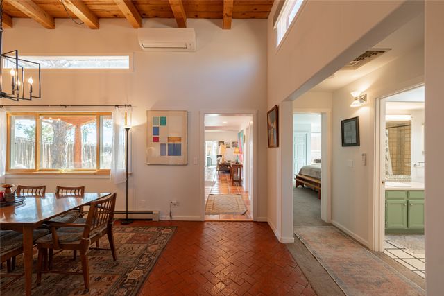 2209 Paseo De Los Chamisos, Santa Fe, NM 87505