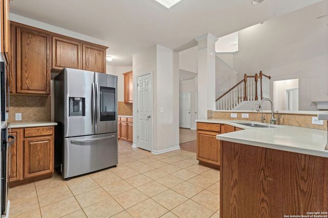 819 Steubing Oaks, San Antonio, TX 78258
