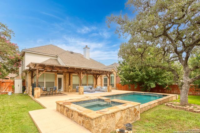 819 Steubing Oaks, San Antonio, TX 78258