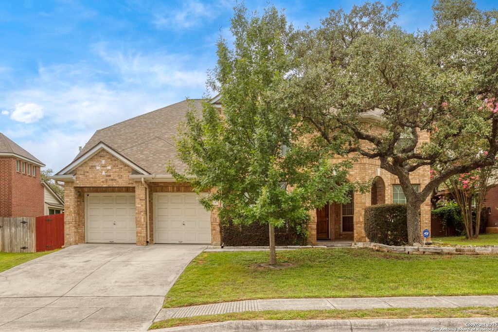 819 Steubing Oaks, San Antonio, TX 78258