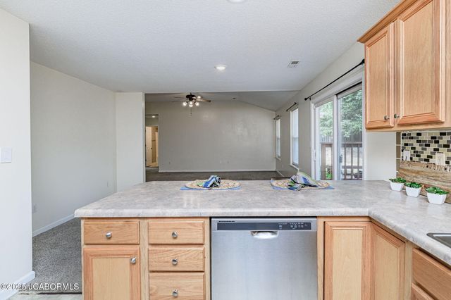 4103 N PHOENIX ROAD, Columbia, MO 65202