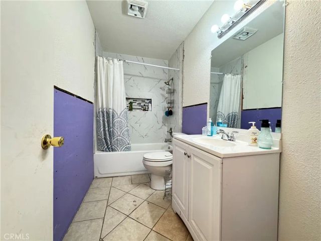 2725 Jojoba Ter, Palmdale, CA 93550