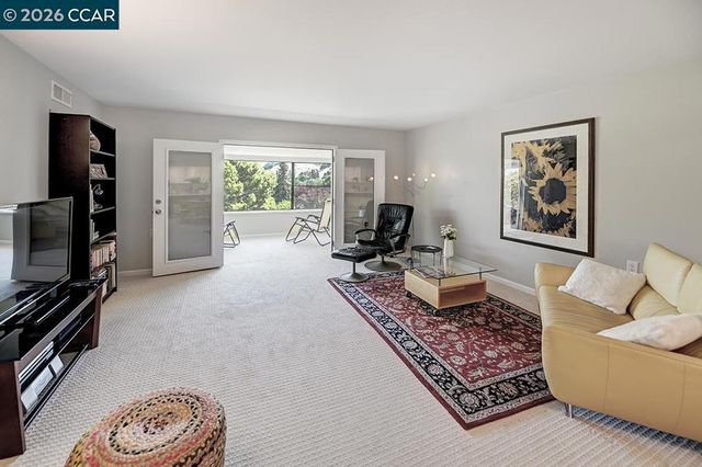1109 Canyonwood Ct 1, Walnut Creek, CA 94595