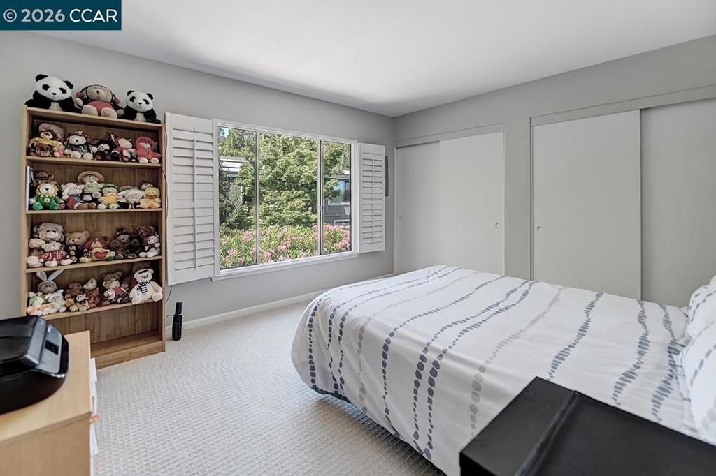 Image 20 of property listing at 1109 Canyonwood Ct 1, Walnut Creek, CA 94595