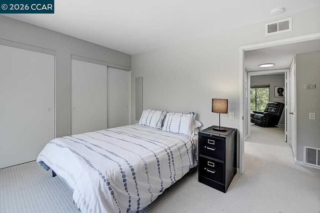 Image 23 of property listing at 1109 Canyonwood Ct 1, Walnut Creek, CA 94595