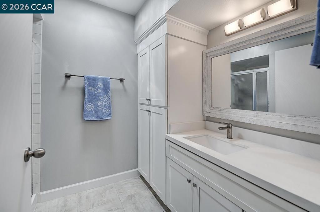 Image 25 of property listing at 1109 Canyonwood Ct 1, Walnut Creek, CA 94595