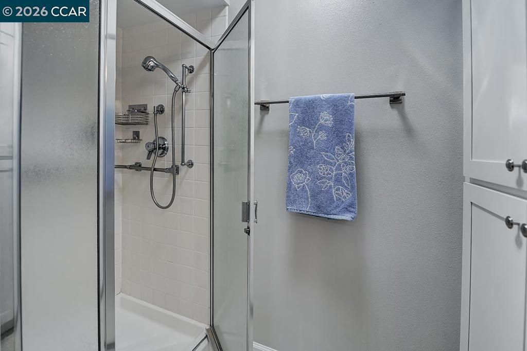 Image 27 of property listing at 1109 Canyonwood Ct 1, Walnut Creek, CA 94595