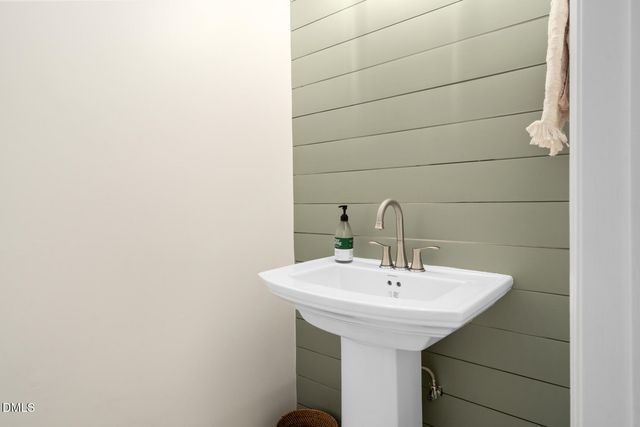 100 Laurel Spring Drive, Nashville, NC 27856