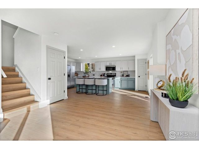 1724 Twin Lakes Cir, Loveland, CO 80538