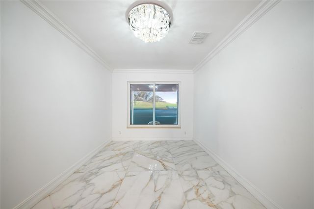 16770 Lakeview Court, Weston, FL 33326