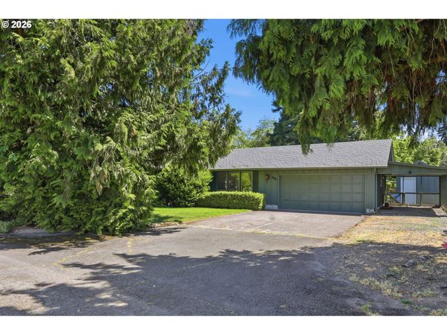 2995 CAMROSE St, Eugene, OR 97404