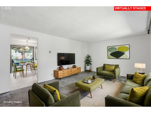 2995 CAMROSE St, Eugene, OR 97404