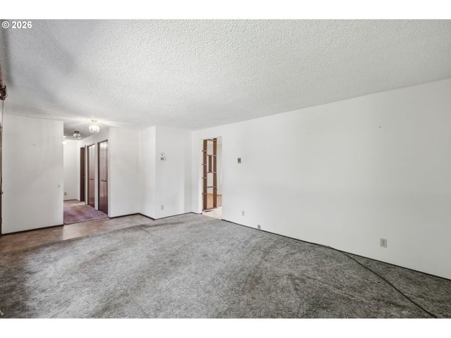 2995 CAMROSE St, Eugene, OR 97404