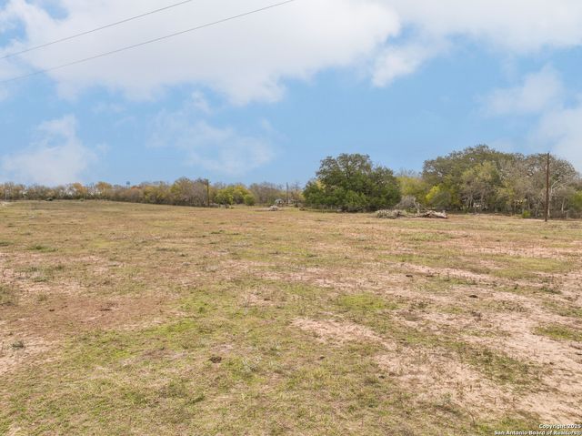TBD County Road 671, Devine, TX 78016
