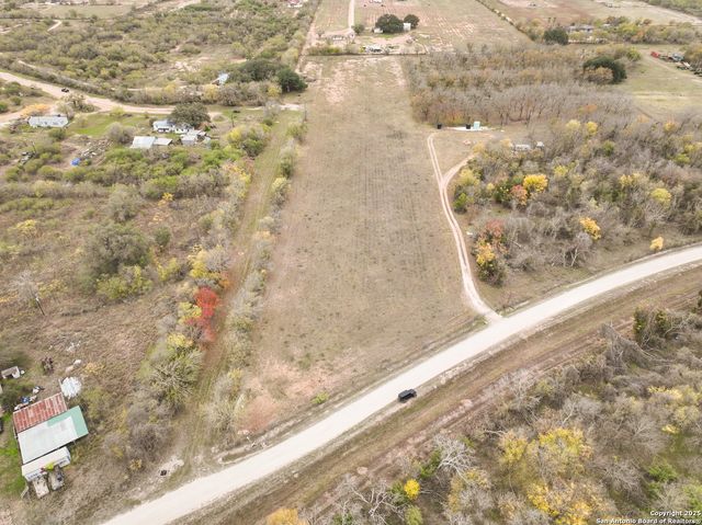 TBD County Road 671, Devine, TX 78016