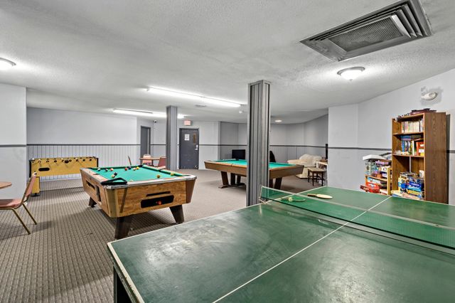 132 Demont Avenue E 325, Little Canada, MN 55117