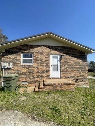 818 Windsor Ave, S, Lawrenceburg, TN 38464