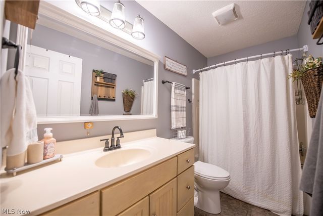 680 Willow Dale Street NW, Bolivar, OH 44612