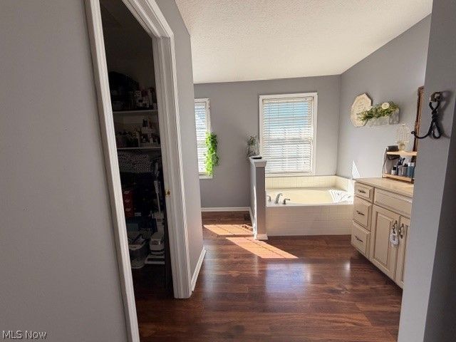 680 Willow Dale Street NW, Bolivar, OH 44612