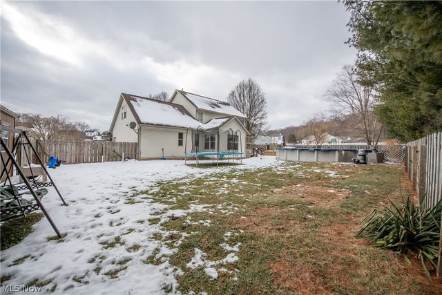 680 Willow Dale Street NW, Bolivar, OH 44612