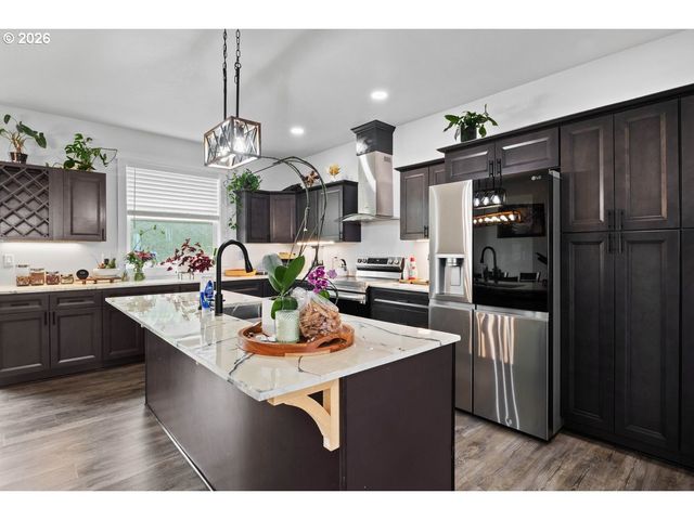 3544 BELVEDERE St, Salem, OR 97304