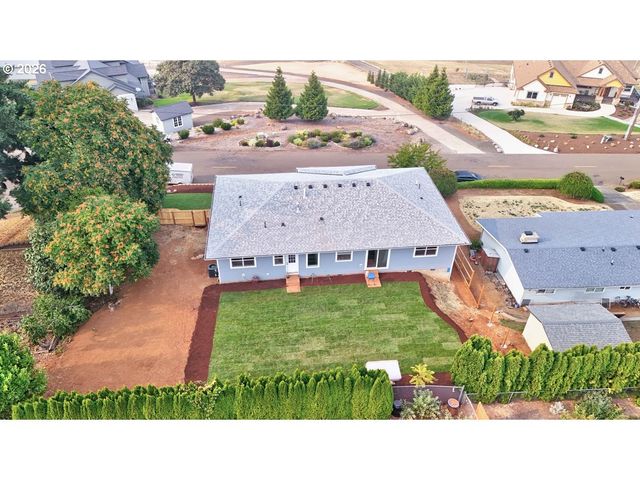 3544 BELVEDERE St, Salem, OR 97304