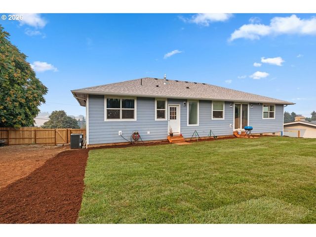 3544 BELVEDERE St, Salem, OR 97304