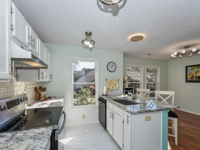 129 Weatherhill Point, Carrboro, NC 27510