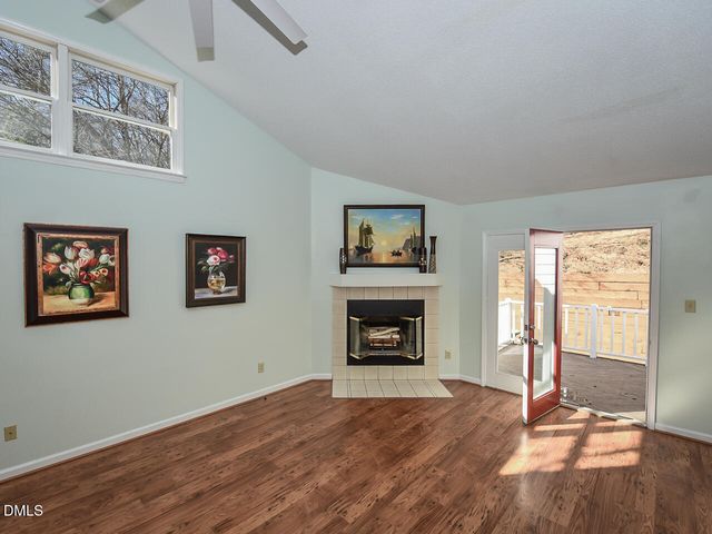 129 Weatherhill Point, Carrboro, NC 27510