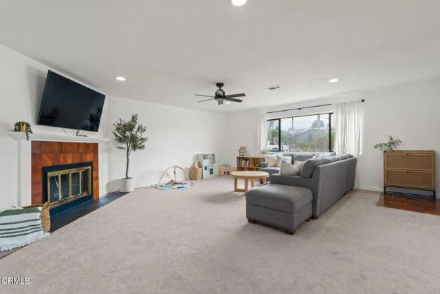 171 Lang Street, Ventura, CA 93003