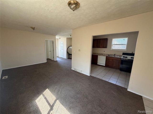 6228 Faust Avenue, Detroit, MI 48228