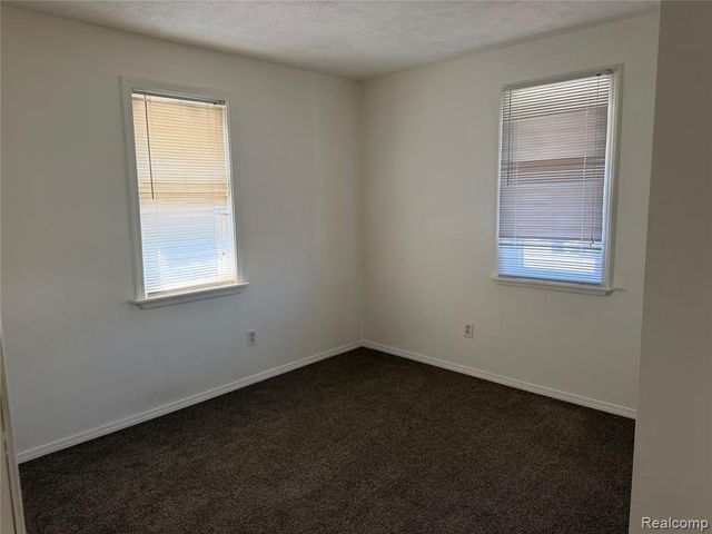 6228 Faust Avenue, Detroit, MI 48228