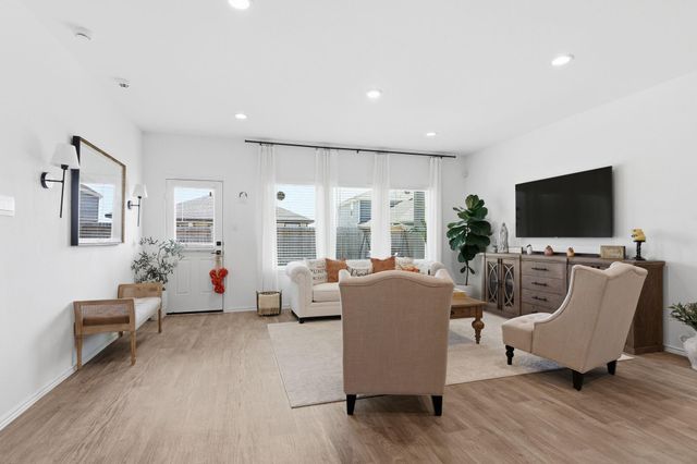 2215 Laurel Bloom Lane, Sealy, TX 77474