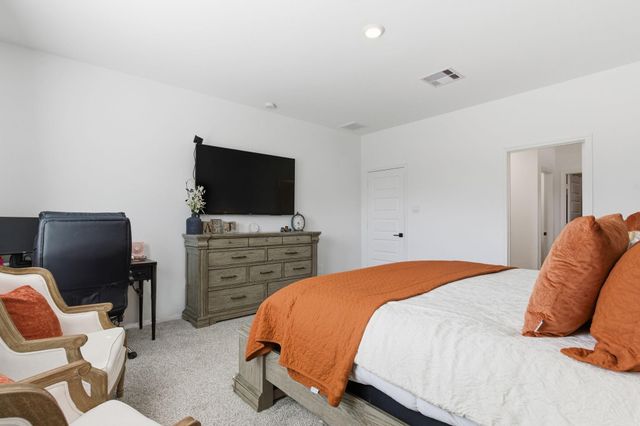 2215 Laurel Bloom Lane, Sealy, TX 77474