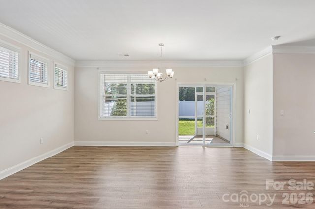 505 Fox Cove Road, Hendersonville, NC 28792