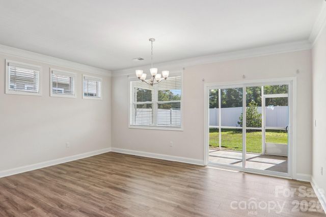 505 Fox Cove Road, Hendersonville, NC 28792