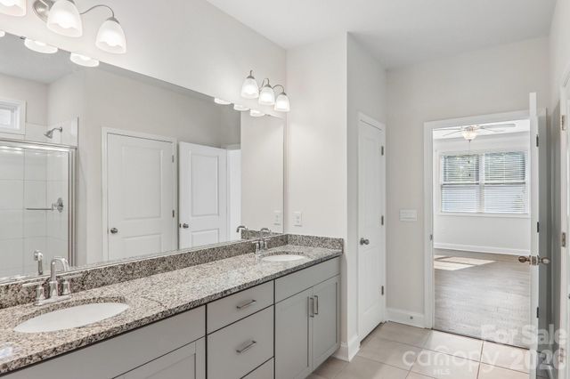 505 Fox Cove Road, Hendersonville, NC 28792