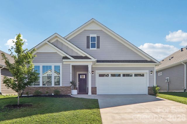 505 Fox Cove Road, Hendersonville, NC 28792