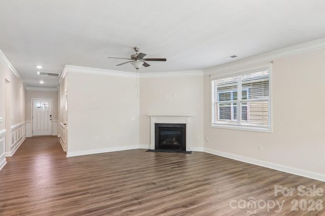 505 Fox Cove Road, Hendersonville, NC 28792
