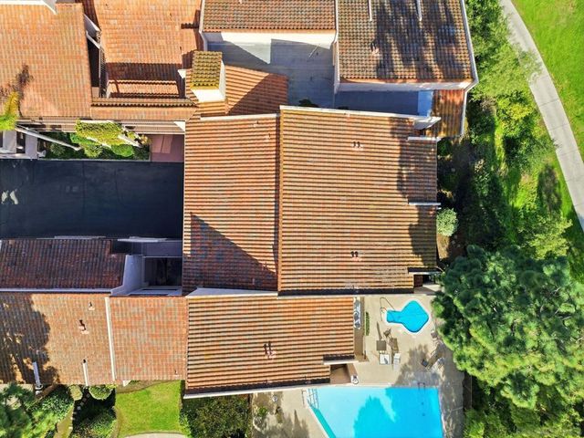 2564 NAVARRA DR 115, Carlsbad, CA 92009