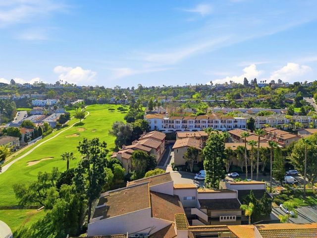 2564 NAVARRA DR 115, Carlsbad, CA 92009