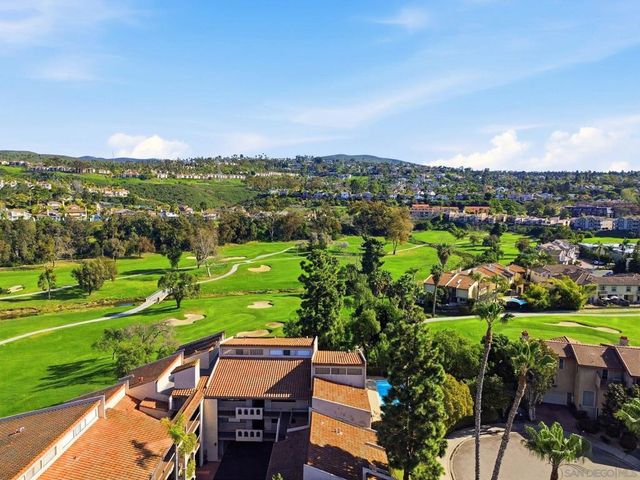 2564 NAVARRA DR 115, Carlsbad, CA 92009