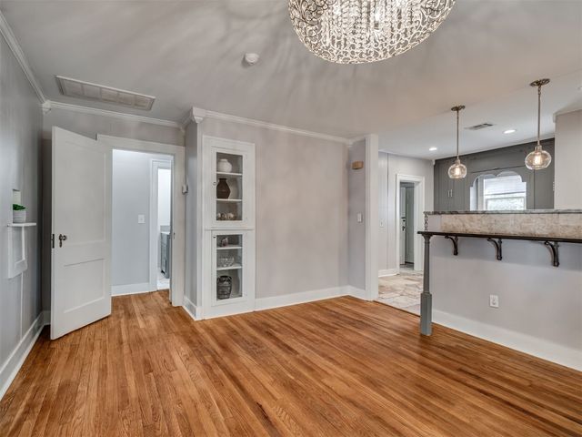 1016 E Edwards Street, Edmond, OK 73034
