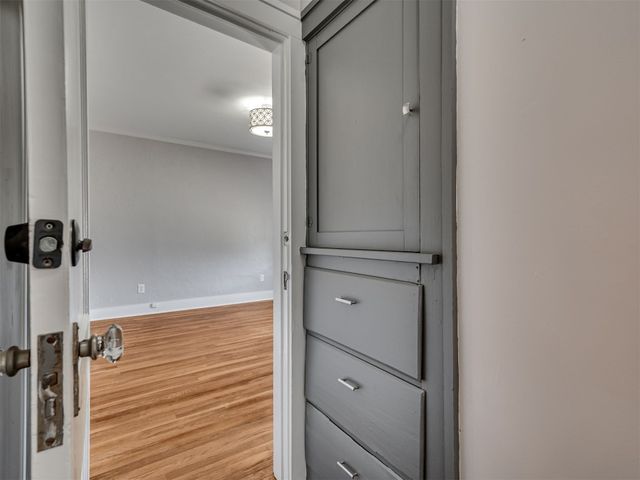 1016 E Edwards Street, Edmond, OK 73034