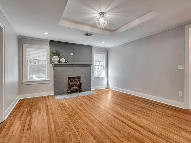 1016 E Edwards Street, Edmond, OK 73034