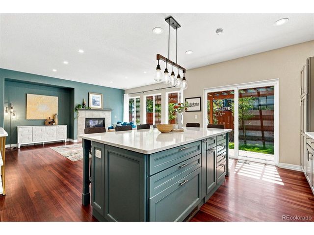 619 Folklore Ave, Longmont, CO 80504