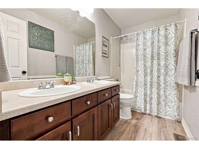 619 Folklore Ave, Longmont, CO 80504